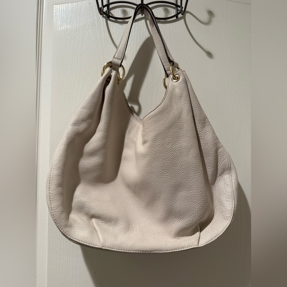 Michael Kors Charm Tassel tote - Picture 4 of 6